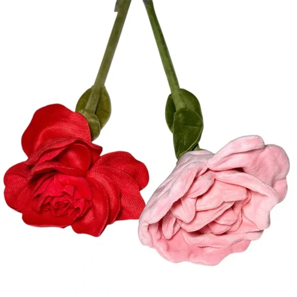 CJ Hendry Rose Flower Market Limited Edition NYC Pop Up 2025 Rockefeller Center - Picture 2 of 7